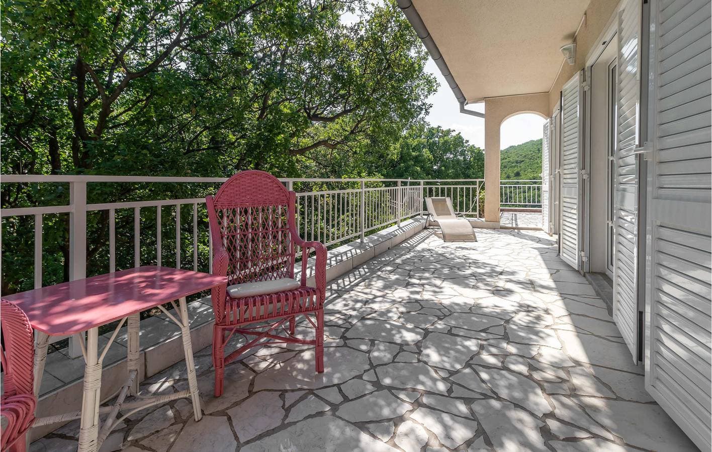 Foto 13 von 32: Gemütliche Ferienwohnung mit Meerblick, Terrasse und Parkplatz – in der Nähe von Klenovica