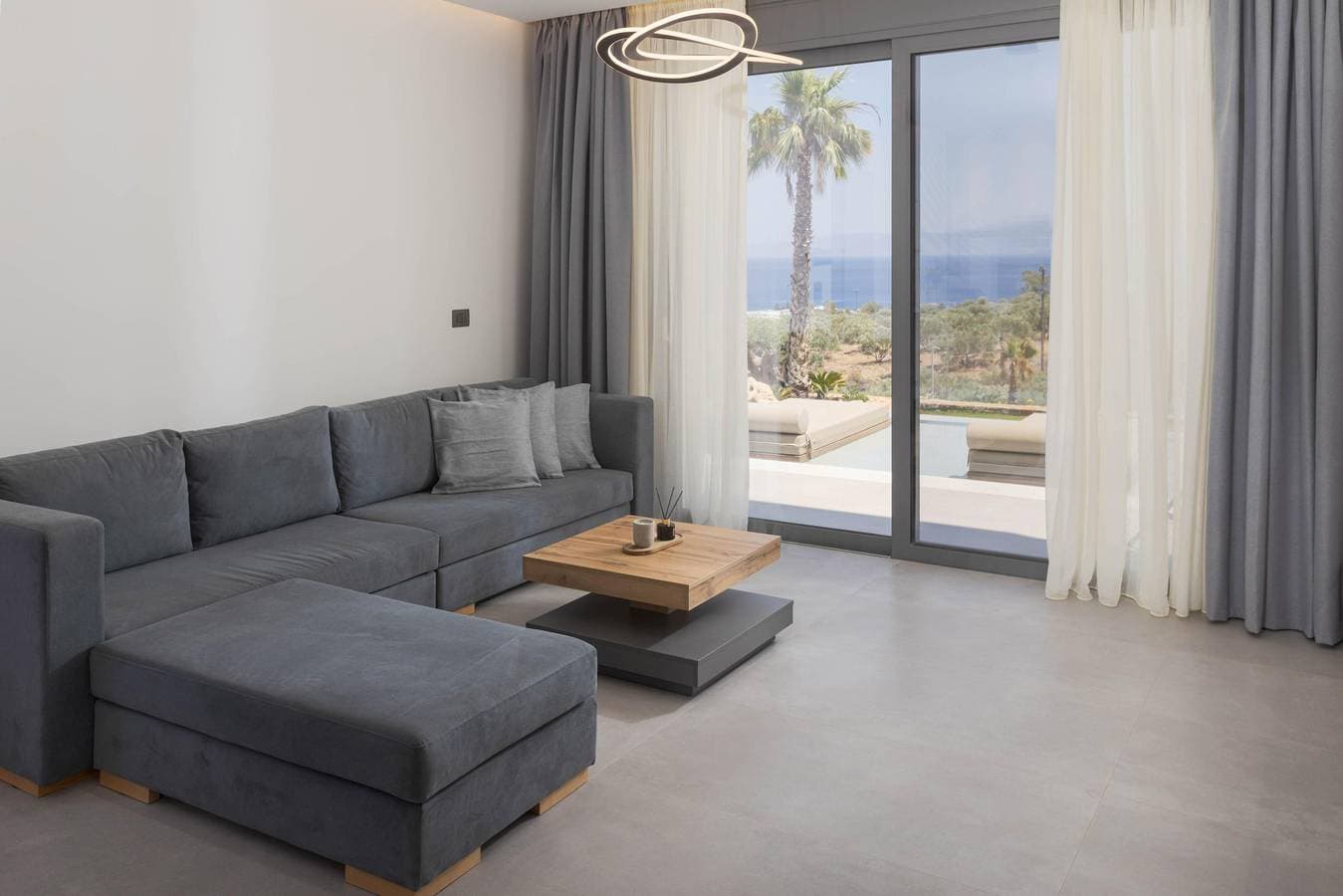 Foto 4 von 86: Villa für 6 Personen mit Balkon/Terrasse