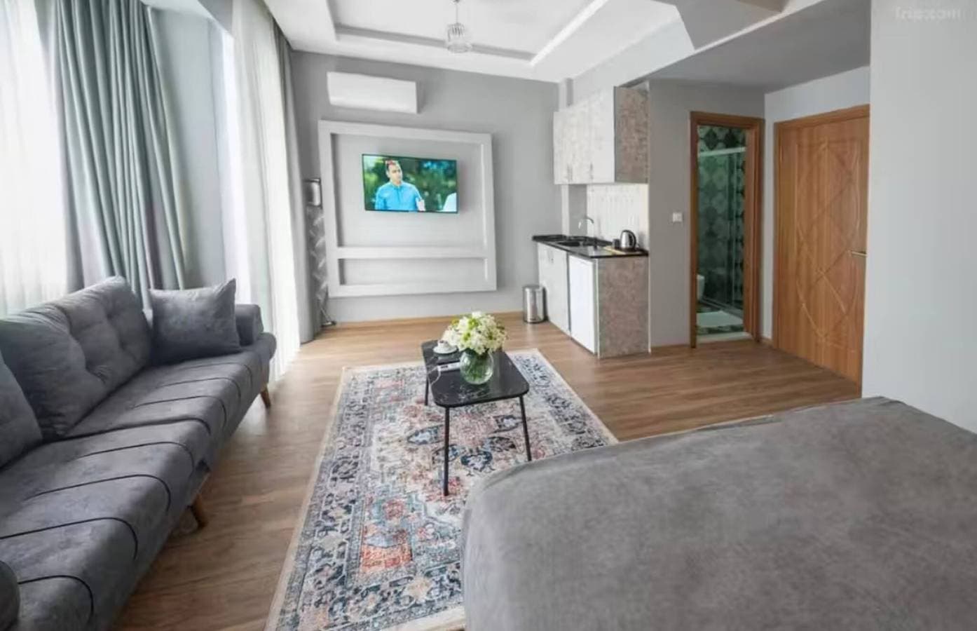 Foto 7 von 13: Taksim-Platz - Deluxe Studio 201