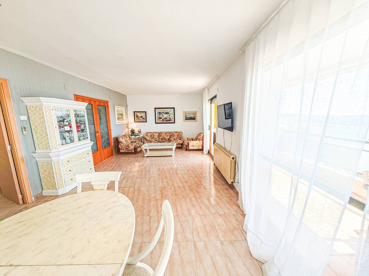 Foto 11 von 36: Geräumige Wohnung in Salou mit Parkplatz und Meerblickterrasse