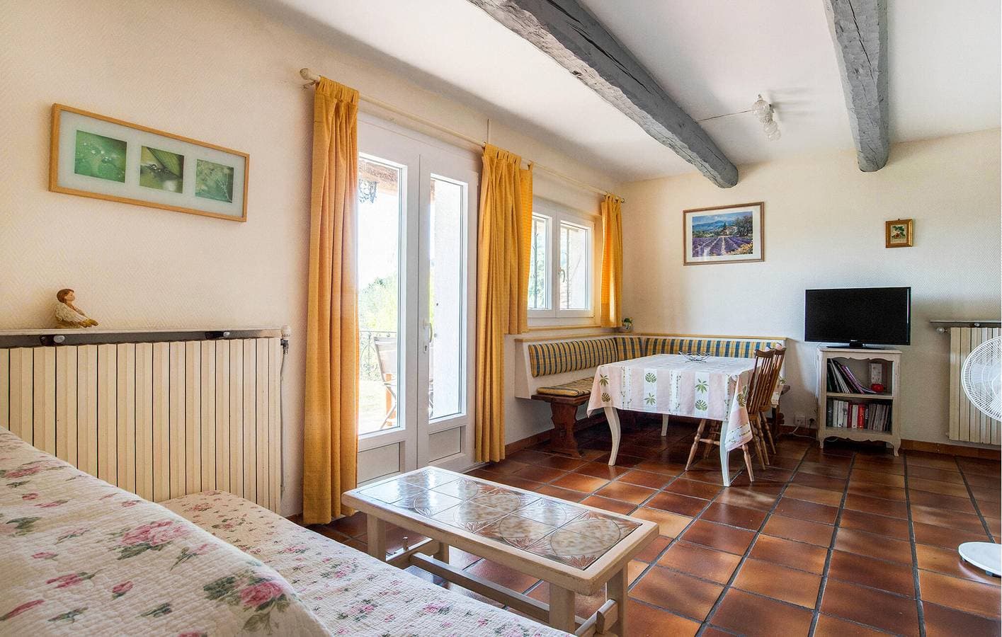 Foto 4 von 24: Wunderschöne Wohnung mit Meerblick, Pool und Parkplatz, 2 km von Grasse und Cabris entfernt