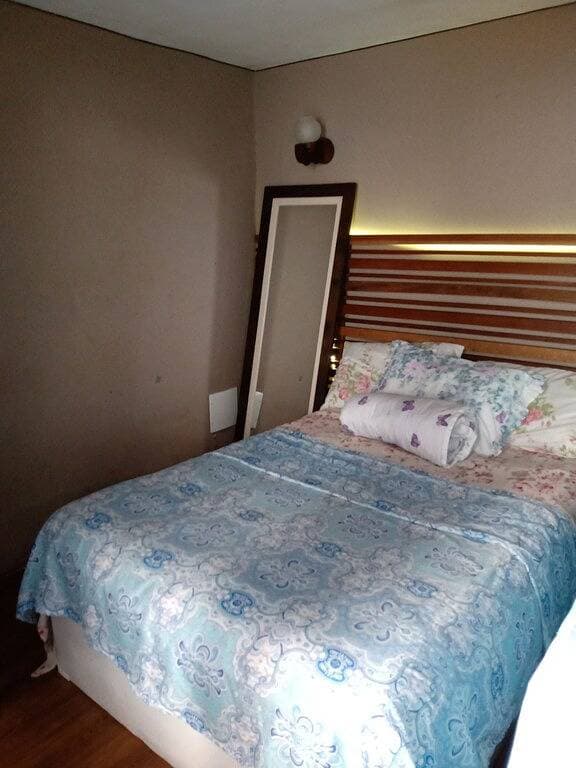 Foto 7 von 10: Haus mit Pool und Badewanne in Rj