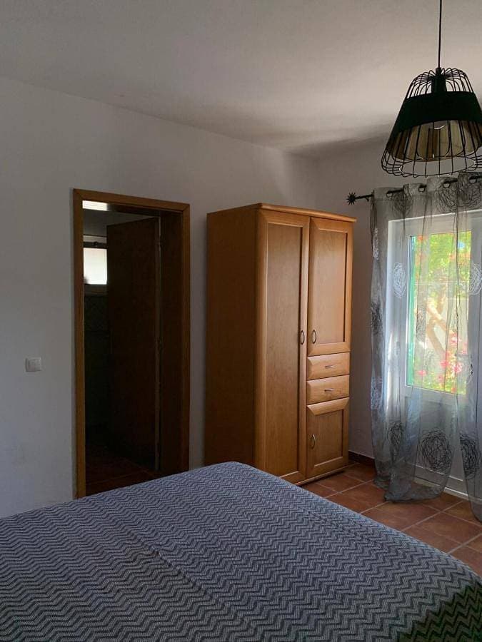 Foto 2 von 22: Two-Bedroom Apartment