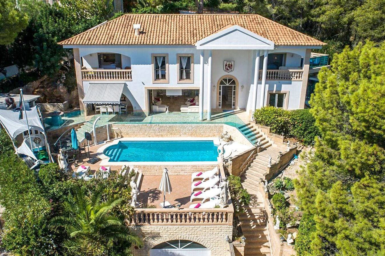 Villa 1