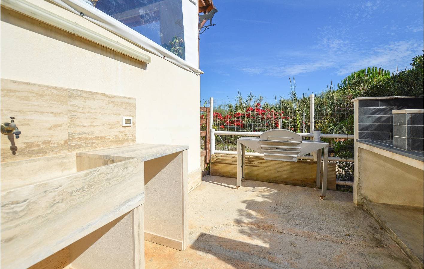 Foto 7 von 21: Apartment mit Meerblick, Terrasse und Parkplatz