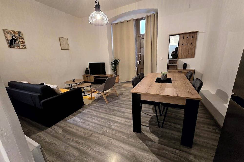 60m² apartment in a historic and authentic environment 1