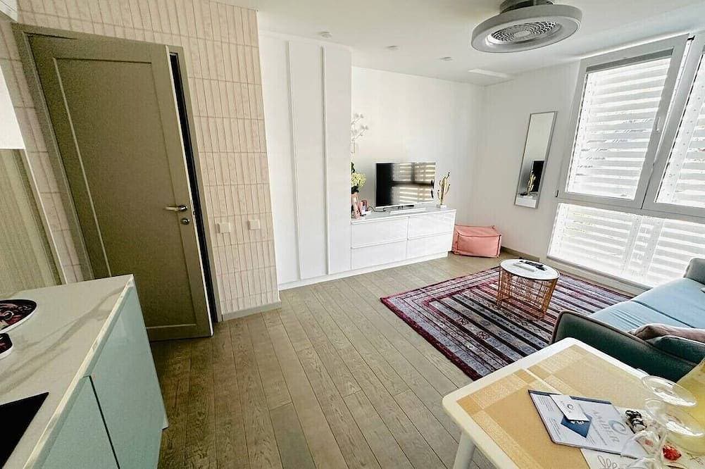 Foto 6 von 30: Amber Apartments `Pink` Studio in the city center