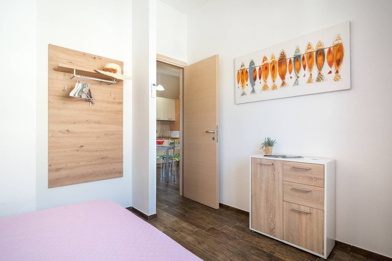 Foto 4 von 22: Ferienhaus 'Holiday Vista Mare' mit Meerblick, WLAN und Klimaanlage
