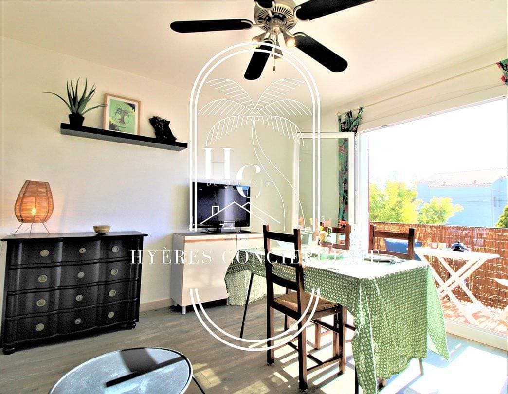 Foto 5 von 15: Ferienwohnung für 3 Personen mit Balkon/Terrasse