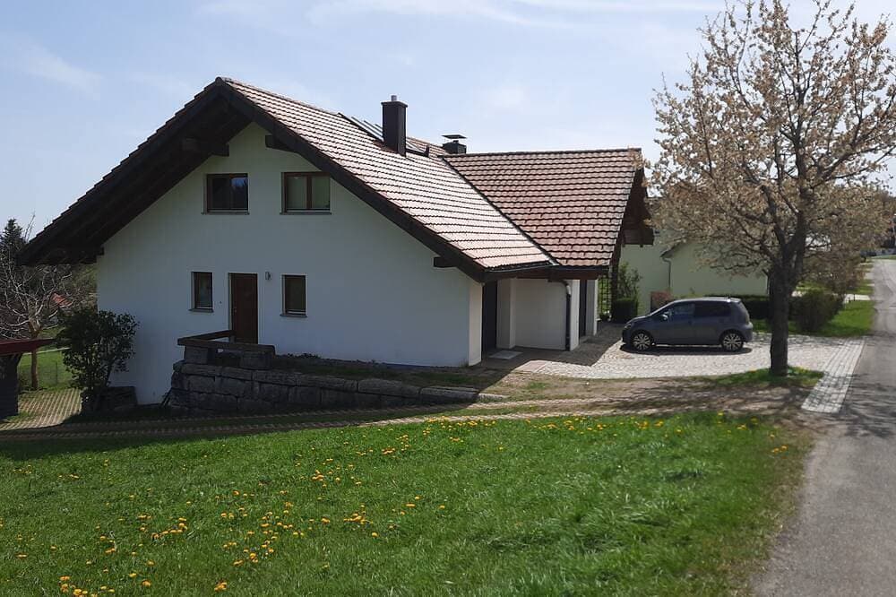 Foto 10 von 30: Ruhig, mit herrl. Alpensicht, 2 Pers., Pool im Sommer, Schluchsee-Schönenbach