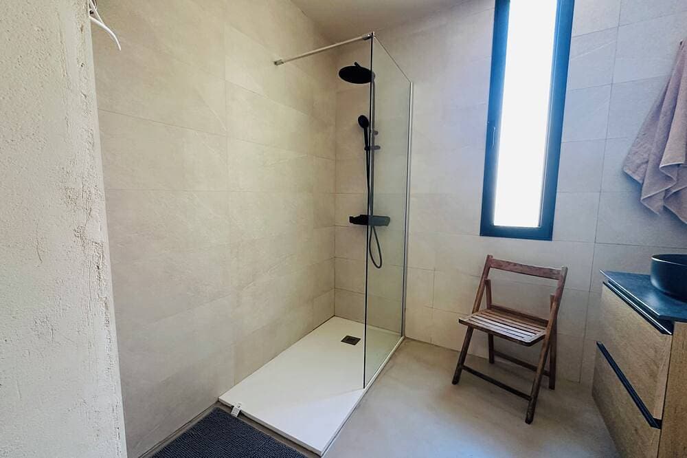 Foto 3 von 30: Modern apartment in San Juan, Alicante ideal for a romantic getaway