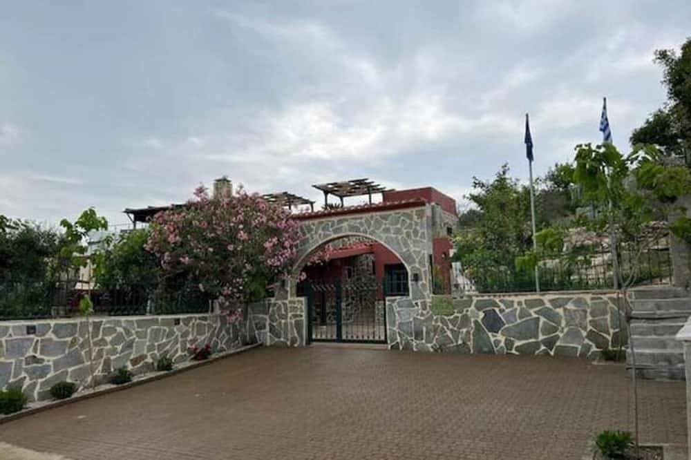 Foto 13 von 29: Villa Smaro with private pool