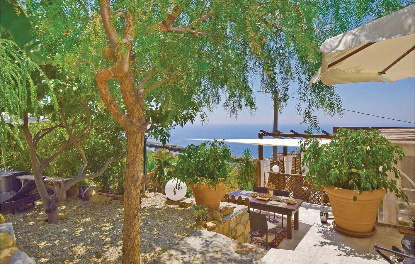 Foto 10 von 30: Apt mit Meerblick, Parkplatz, AC, Pool, Terrasse & WiFi - 1km zum Strand