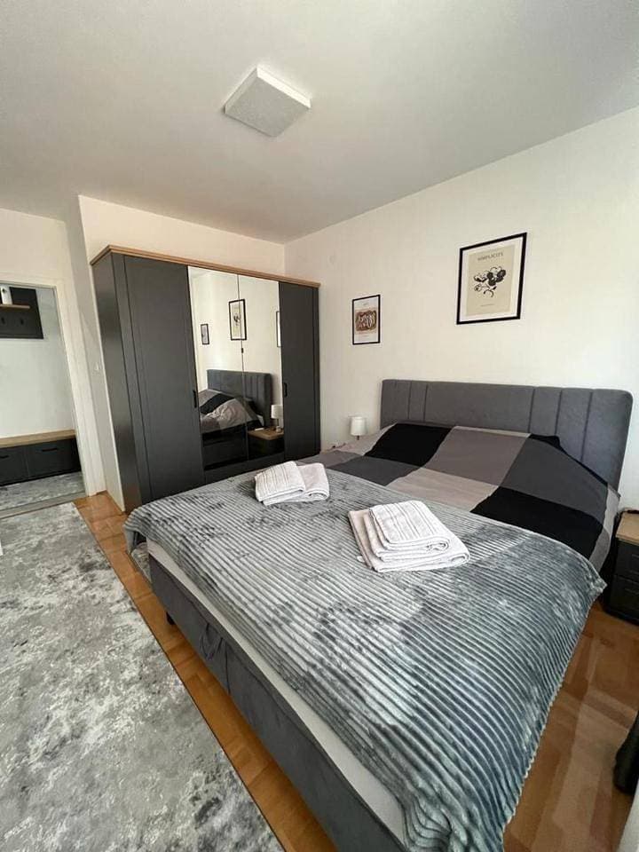 Foto 9 von 19: One-Bedroom Apartment