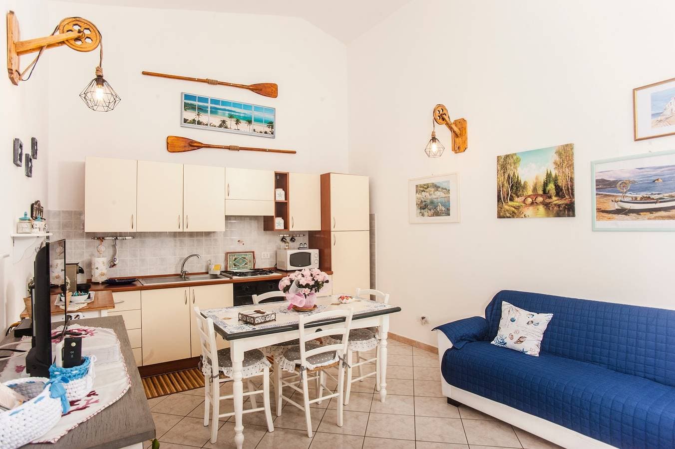 Foto 6 von 23: Ferienwohnung 'Casa Vacanze Pula' mit Balkon & Terrasse
