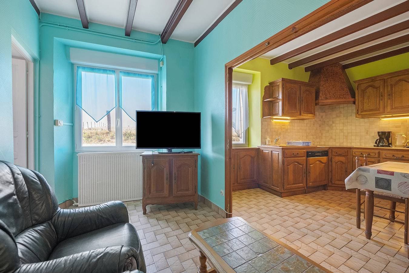 Foto 2 von 19: Ferienhaus „Gite Ferme De La Ruette 73“ mit Terrasse, privatem Garten und WLAN