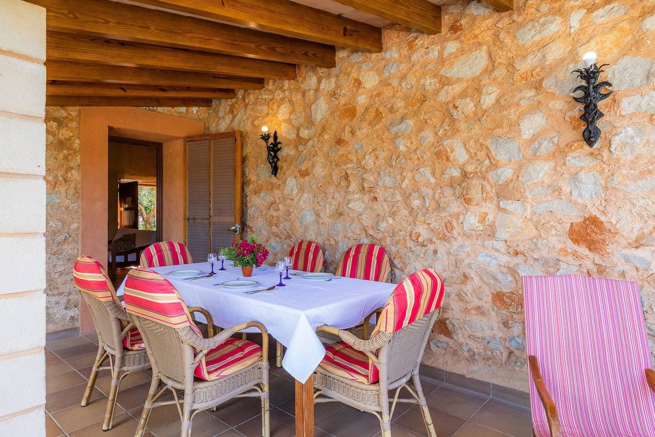 Foto 7 von 31: Schönes Ferienhaus "Finca Galardo" mit Blick auf die Berge