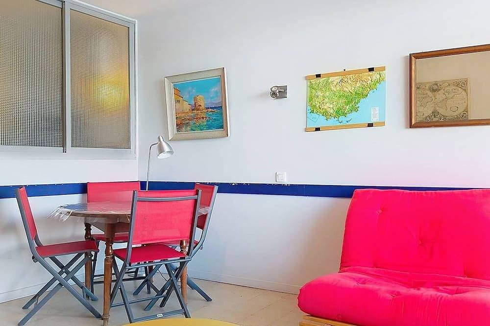 Foto 6 von 17: Renoviertes T2 Duplex 20m vom Strand mit Meerblick, Parkplatz und WIFI