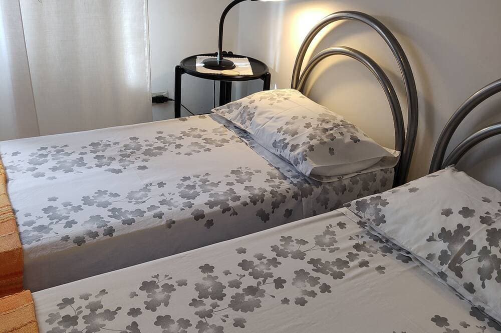 Foto 5 von 27: Komfortables Apartment Mit Garten, Wi-Fi Netflix Iun