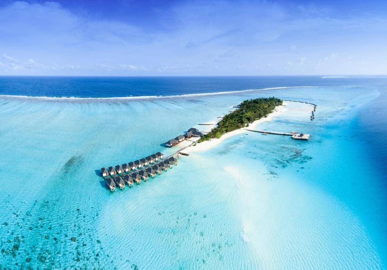 Foto 2 von 9: Special Offer - 2 Nights Beach Bungalow & 2 Nights Water Villa