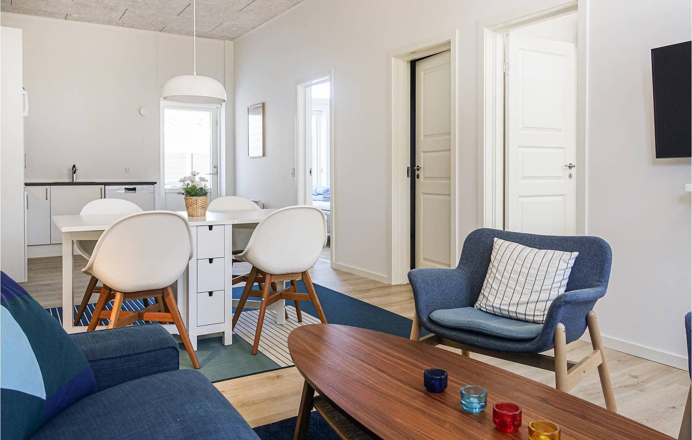 Foto 6 von 23: Ferienwohnung für 4 Personen mit Terrasse