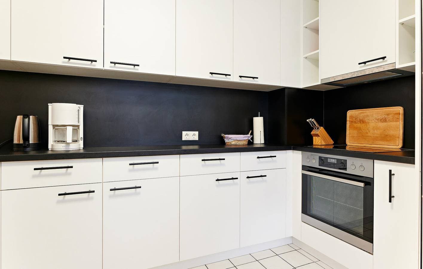 Foto 6 von 19: Gemütliche Wohnung mit TV, Terrasse, Parkplatz, Küche und Internet