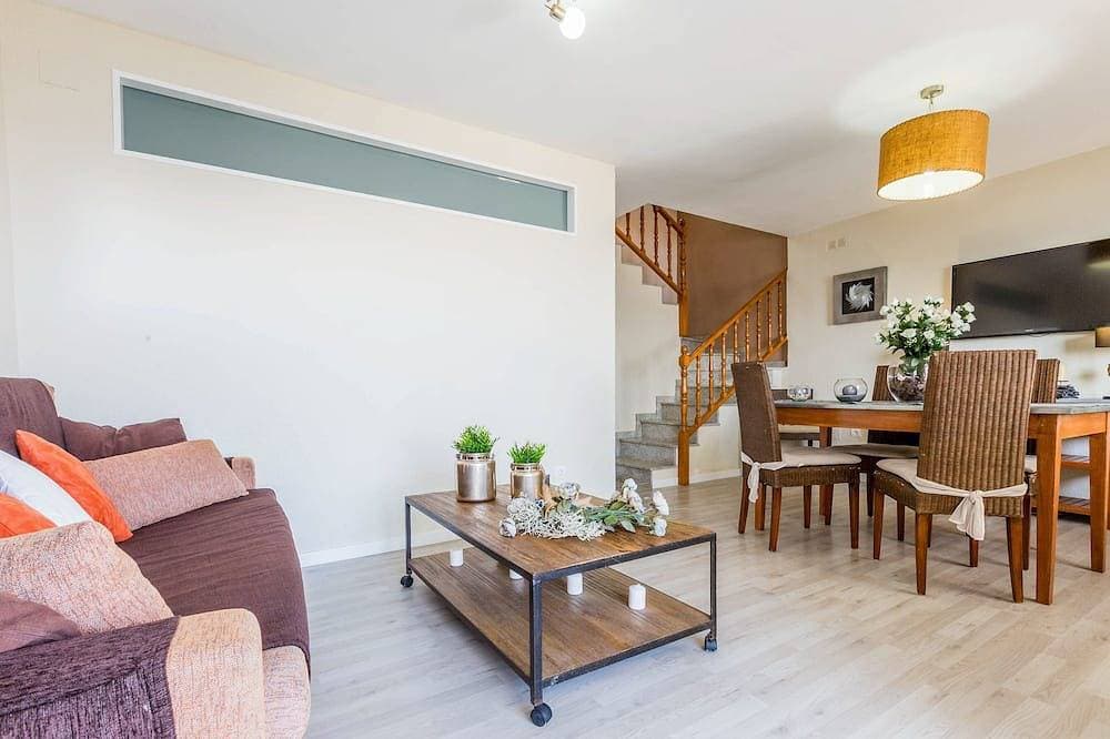 Foto 11 von 24: Haus steil, 30 m Strand, TV, WIFI, Parkplatz und Pool