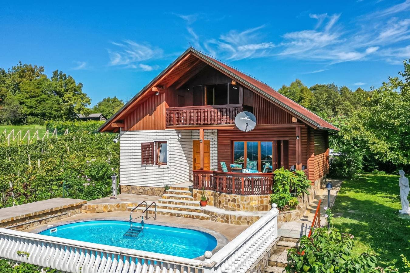 Foto 11 von 25: Pool Chalet Adonis w/ Panoramic Views