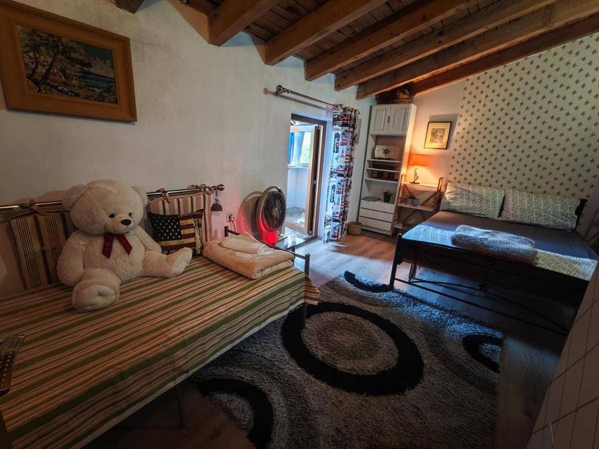 Foto 5 von 19: Double Room with Shared Bathroom