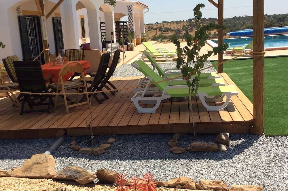 Quinta Courela das Aguinhas, eine neue Villa in ruhiger Panoramalage 1