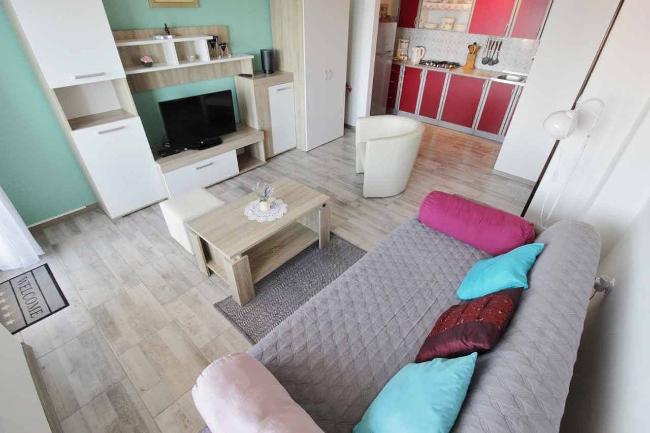Foto 12 von 29: Ferienwohnung mit Balkon und Meerblick
