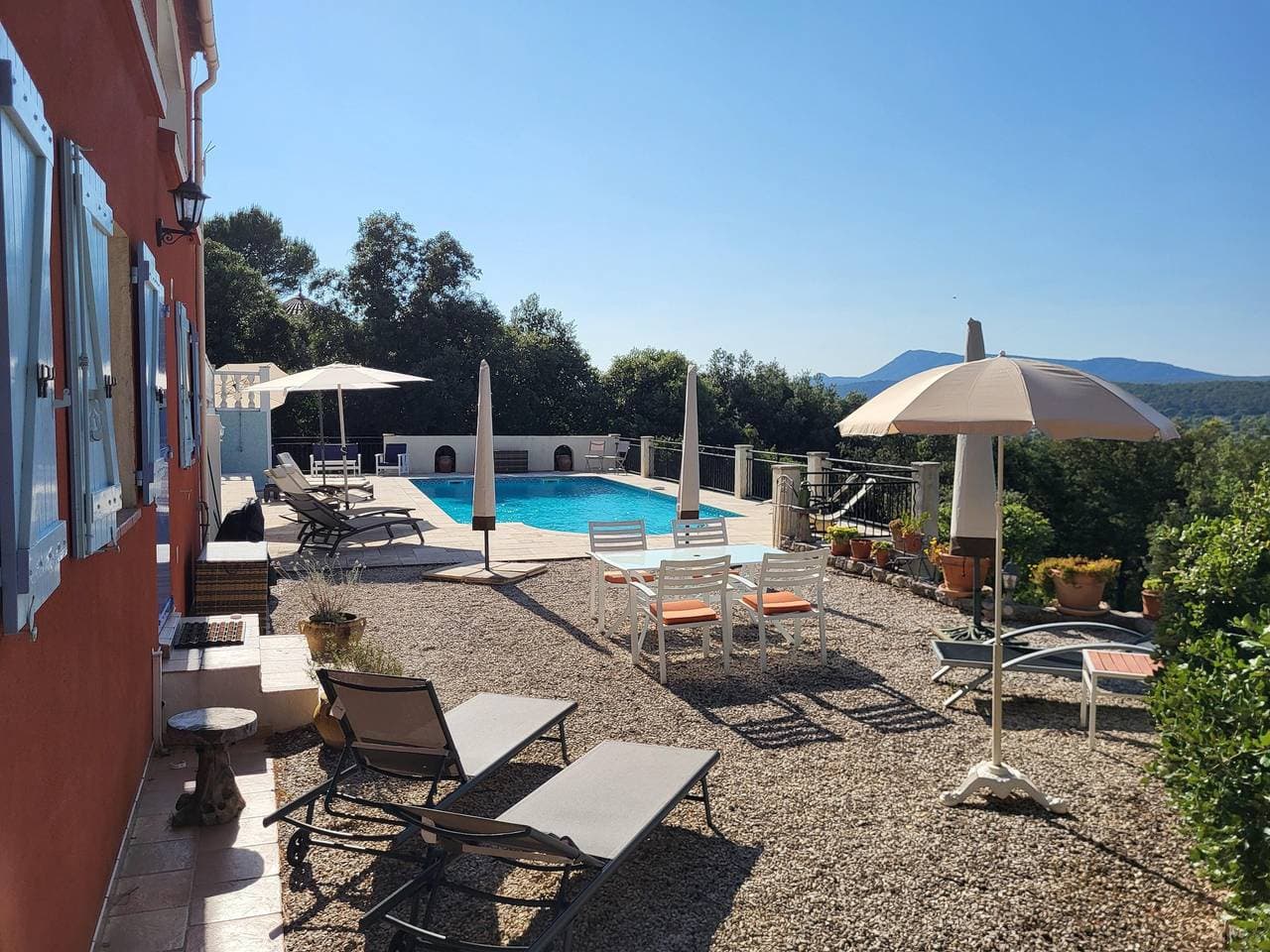 Foto 6 von 28: Ferienhaus Guillaume mit Swimmingpool
