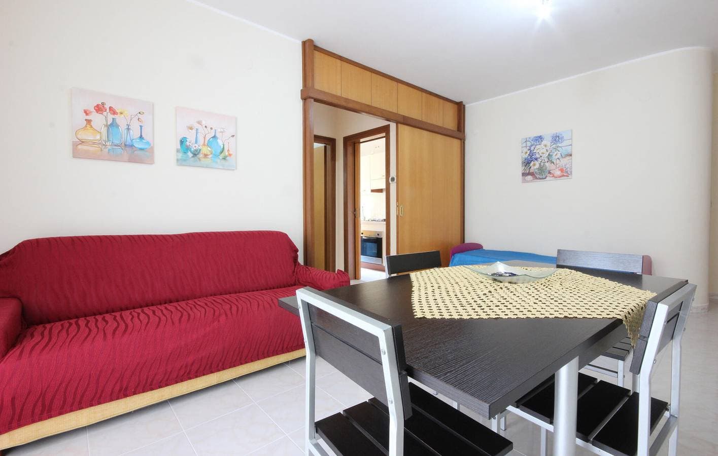 Foto 10 von 17: Seaside Bliss: Klimaanlage, Parkplatz, Terrasse, WiFi, 1km zum Strand!