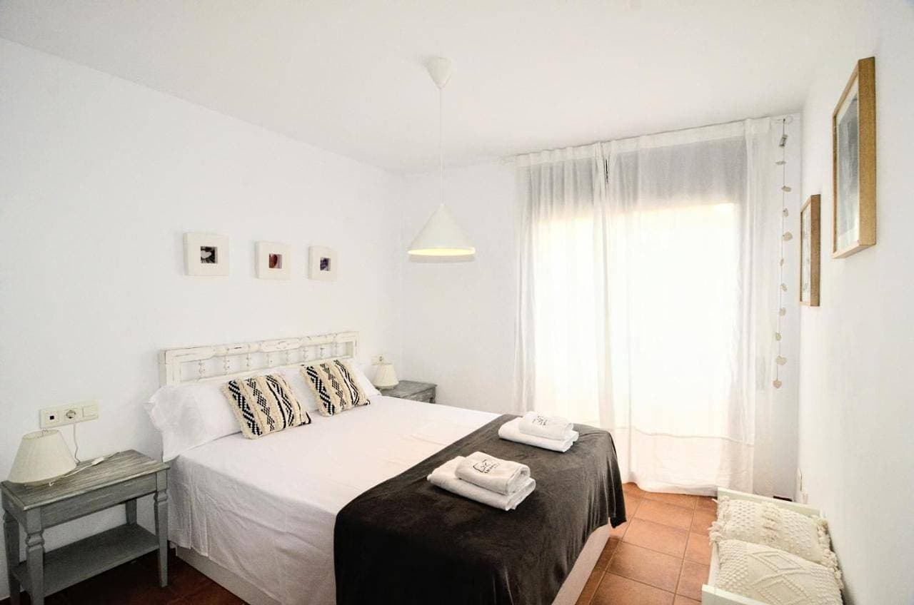 Foto 5 von 34: Two-Bedroom Apartment