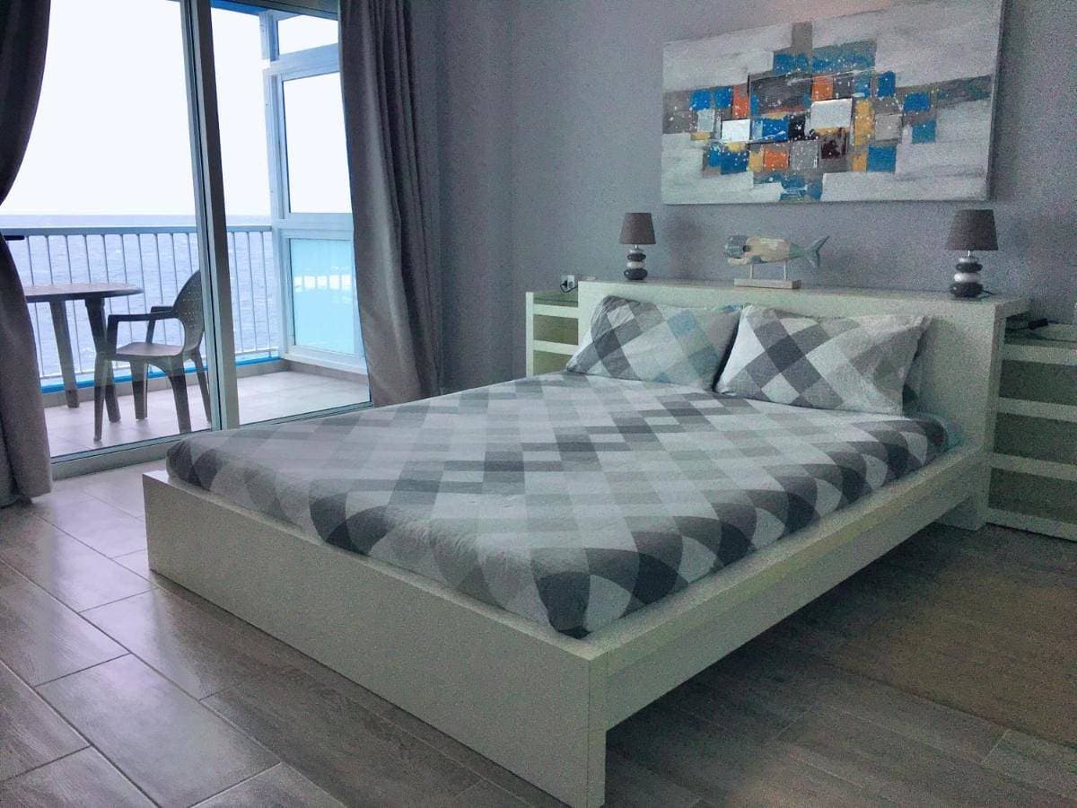 Foto 2 von 55: Two-Bedroom Apartment with Sea View