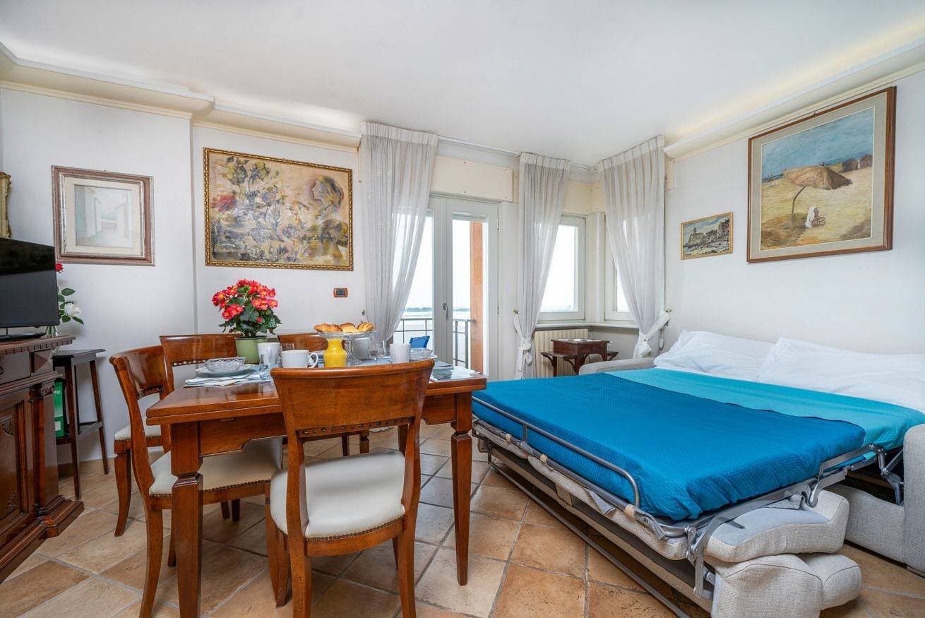 Foto 7 von 21: Ferienwohnung für 5 Personen mit Balkon