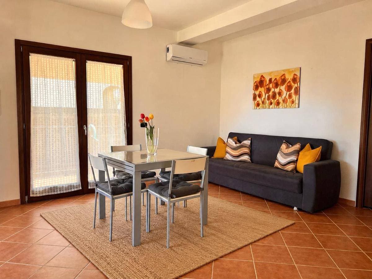 Foto 4 von 17: Two-Bedroom House