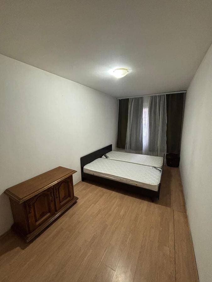 Nikola's apartment 1