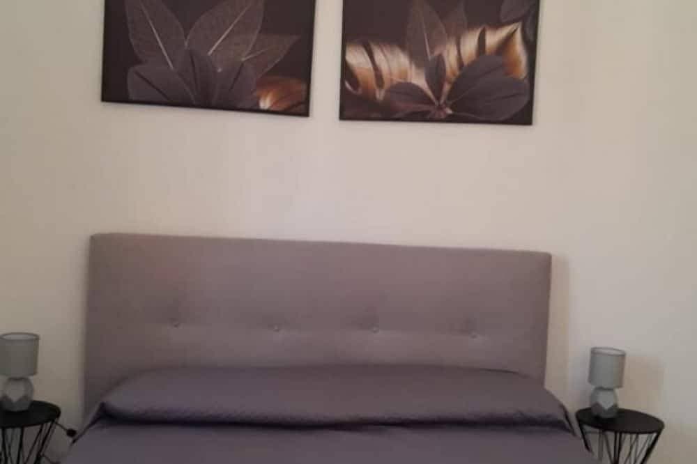 Foto 5 von 14: Civic 10 II Spacious studio apartment with terrace above at Sassari Center
