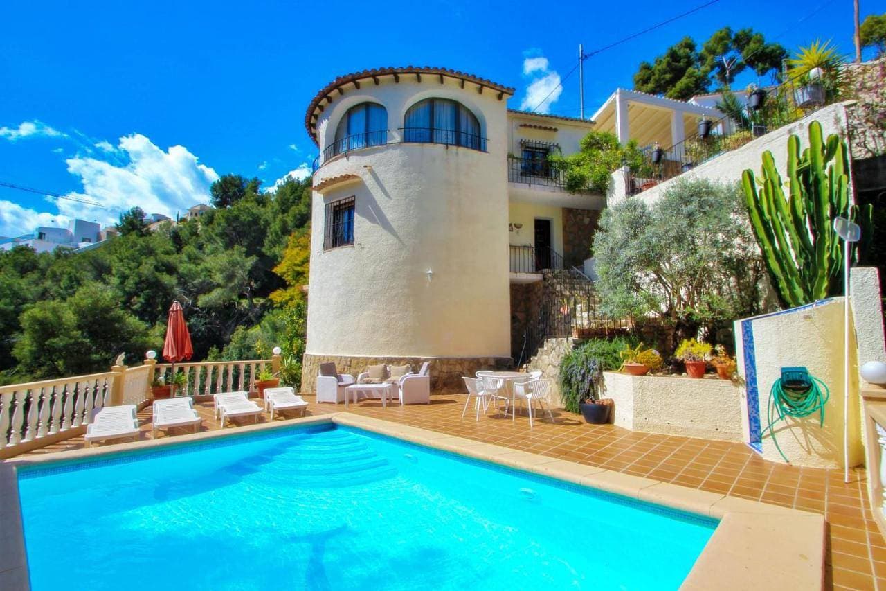 Monica II - holiday home with private swimming pool in Benissa 1