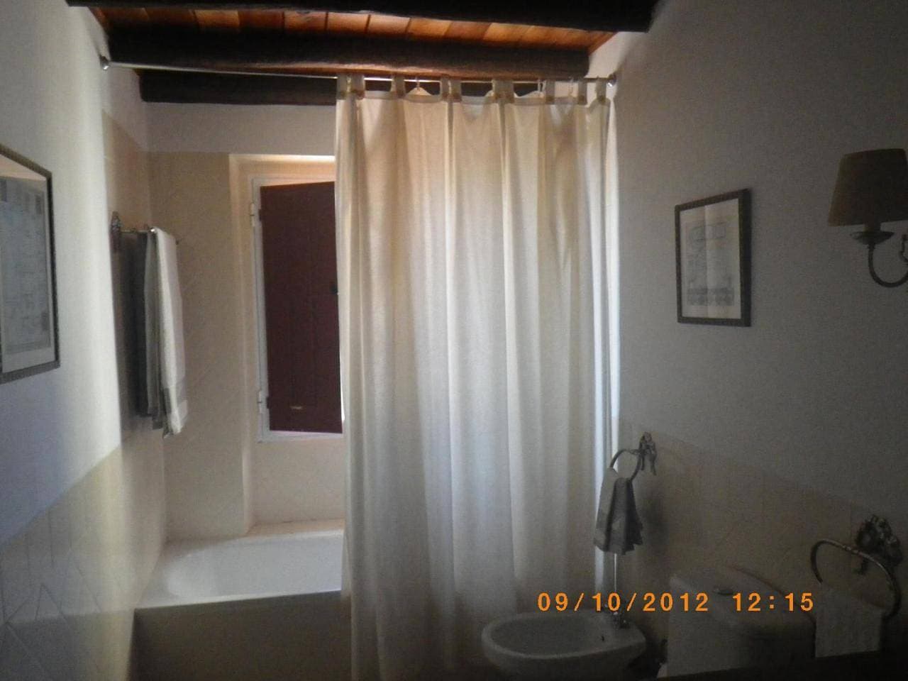 Foto 10 von 16: Double or Twin Room