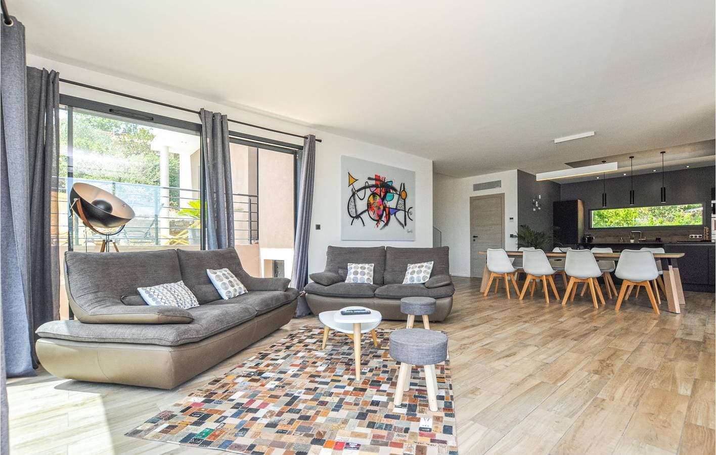 Foto 8 von 44: Luxuriöse 2BR Wohnung mit Pool und Parkplatz - Montauroux