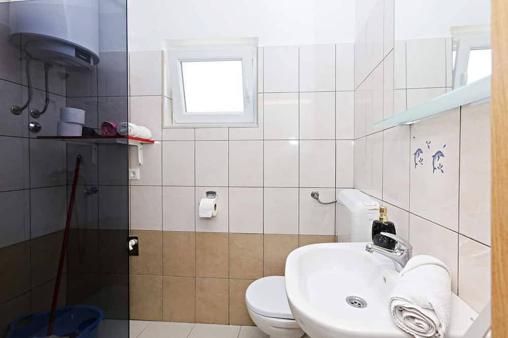 Foto 2 von 16: 1-Zimmer-Ferienwohnung mit Balkon Grebastica, Sibenik