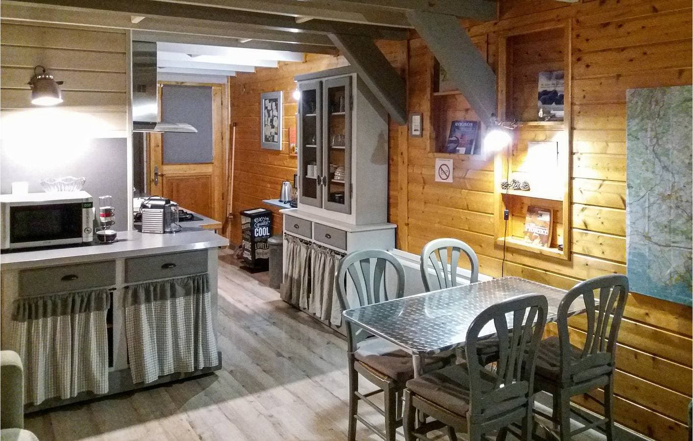 Foto 4 von 23: Appartement am Pool mit Parkplatz & WiFi | 1km nach Aubignan