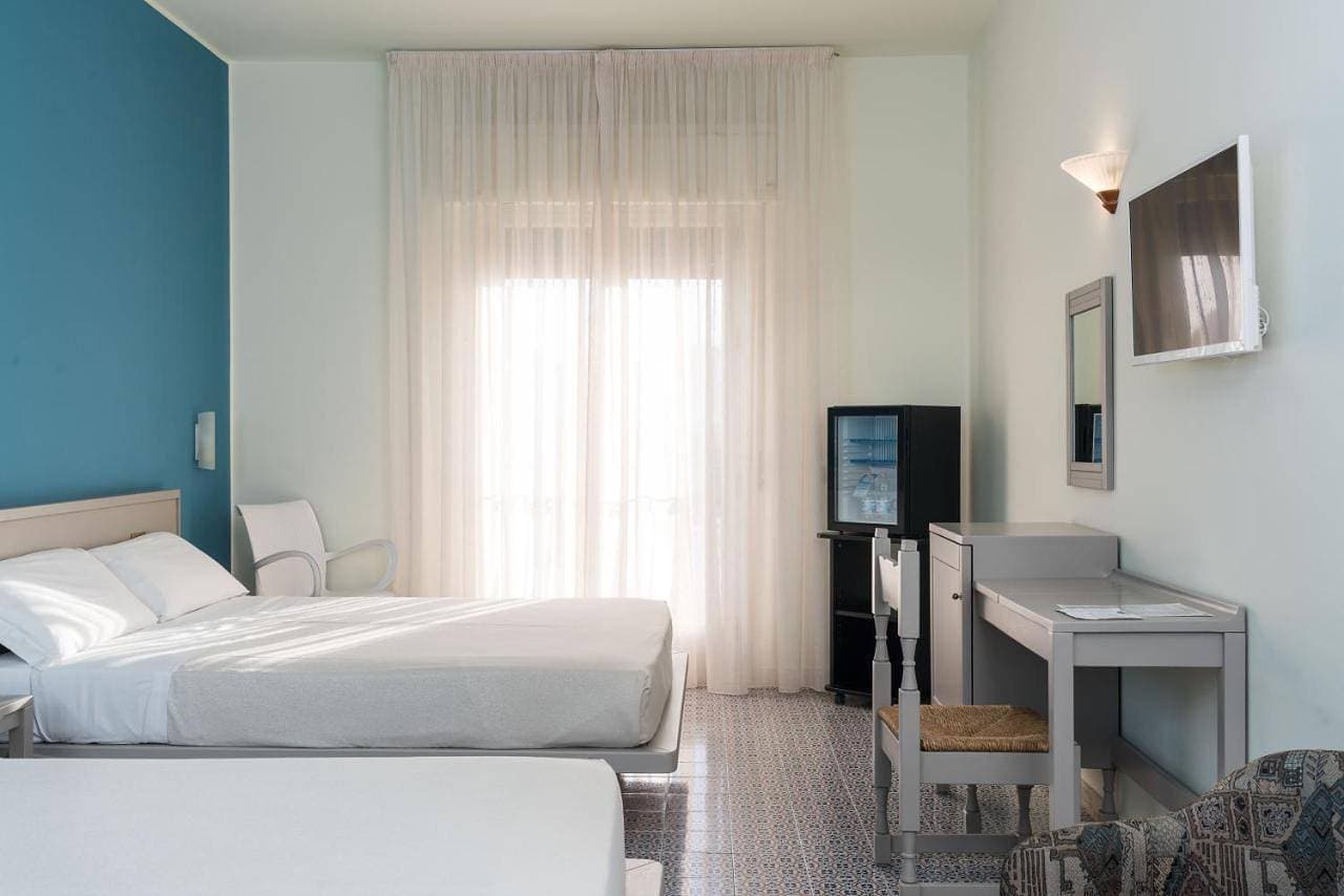 Foto 7 von 10: Classic Triple Room