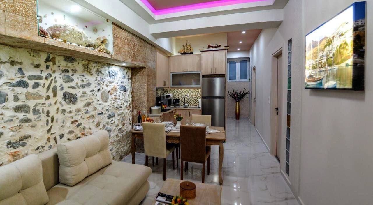 Epaminontas Captain Home & Michalis Captain Home 2 1