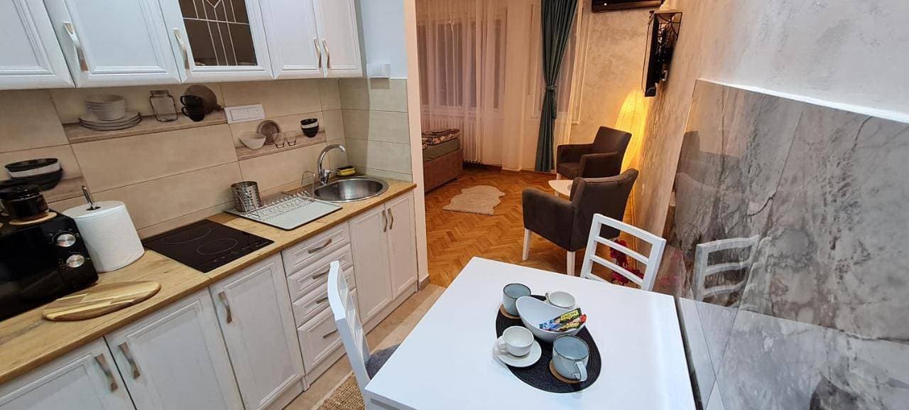 OLIVERA APARTMENT 1