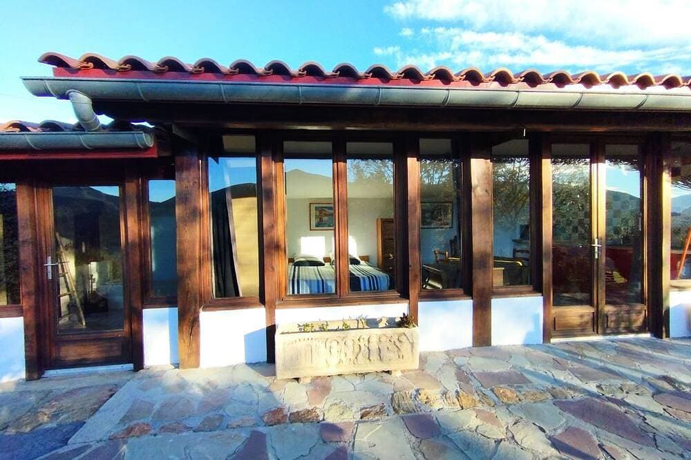 Foto 10 von 22: Chalet Avec vue Magnifique sur les Montagnes Basques, à 3 Minutes Despelette