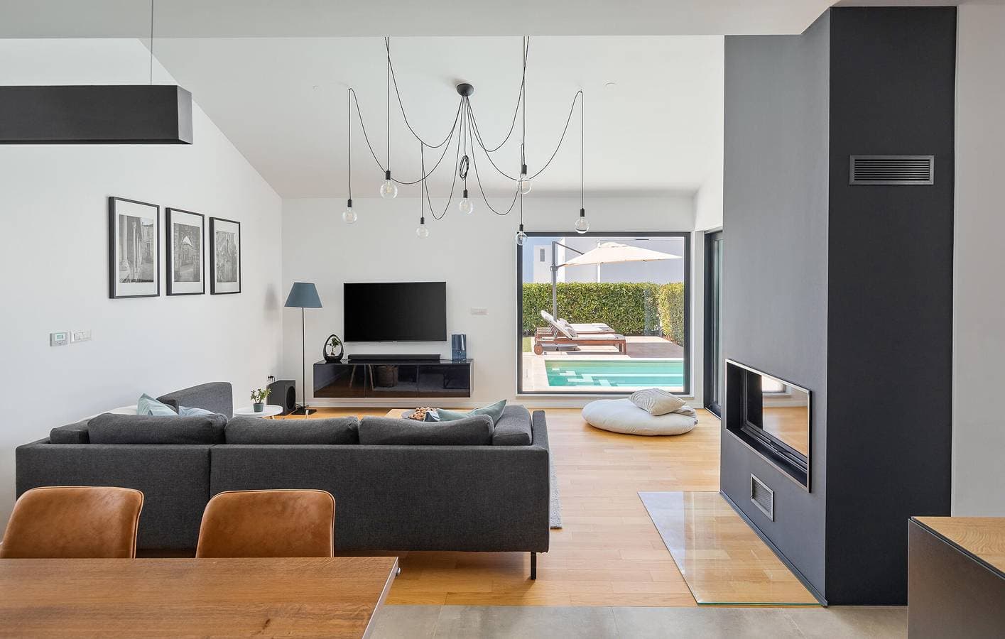 Foto 9 von 43: Geräumige 2-Zimmer-Wohnung mit Pool und WLAN, in der Nähe des Stadtzentrums von Heraki