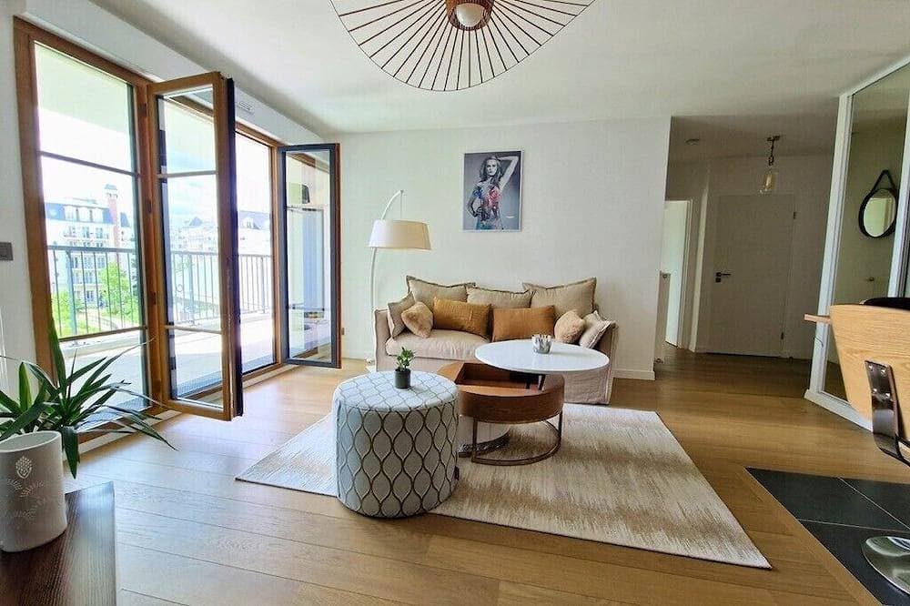 Foto 7 von 14: Sublime Appartement T3 à Puteaux